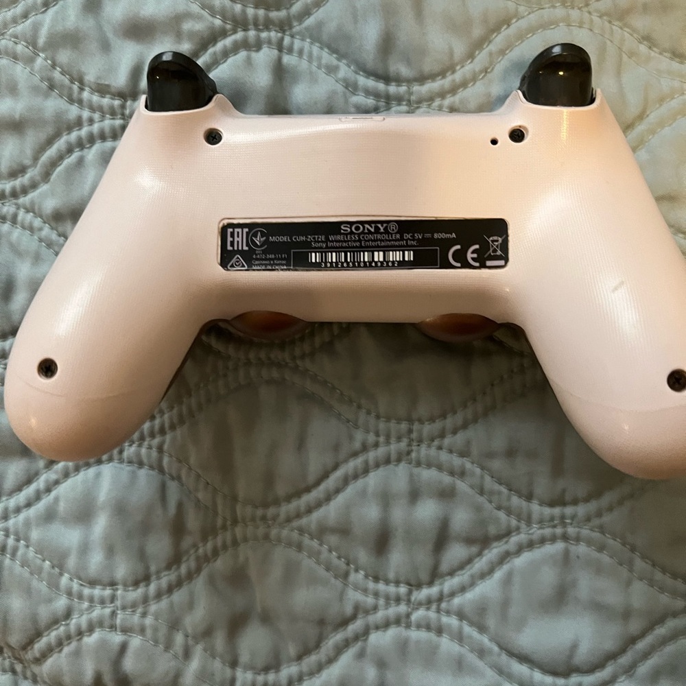 Rose Gold ps4 controller